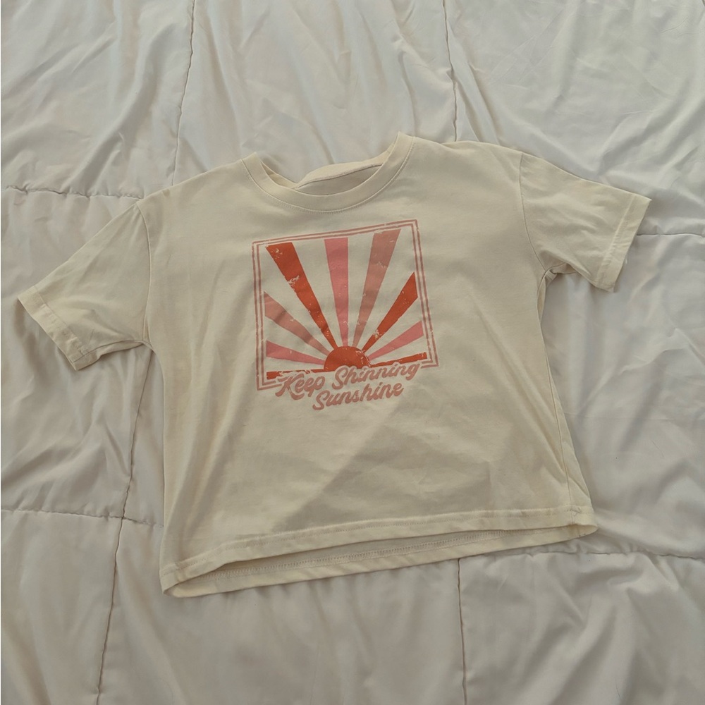 Ivory cropped graphic tee
